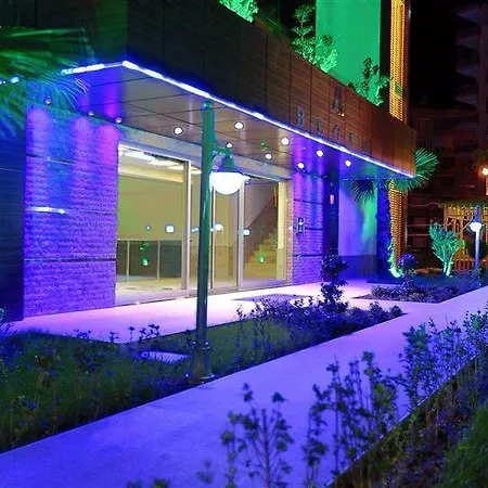 Apartament 1 + 1 With Swimming Pools, Spa, Wi Fi.. *